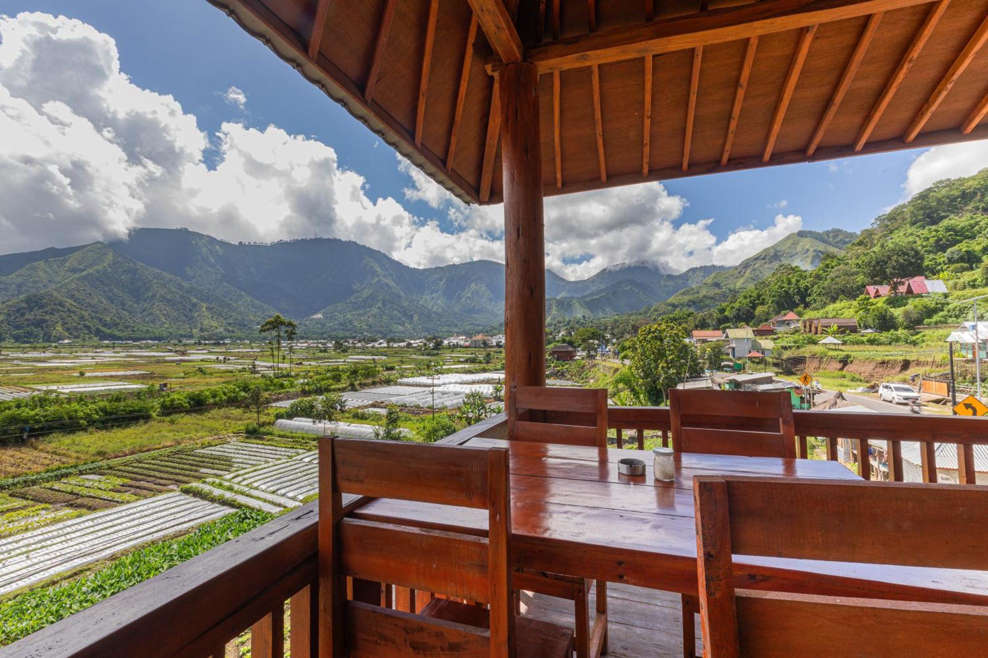 Teras Sawah Guest House Syariah Сембалун Лаванг Екстер'єр фото